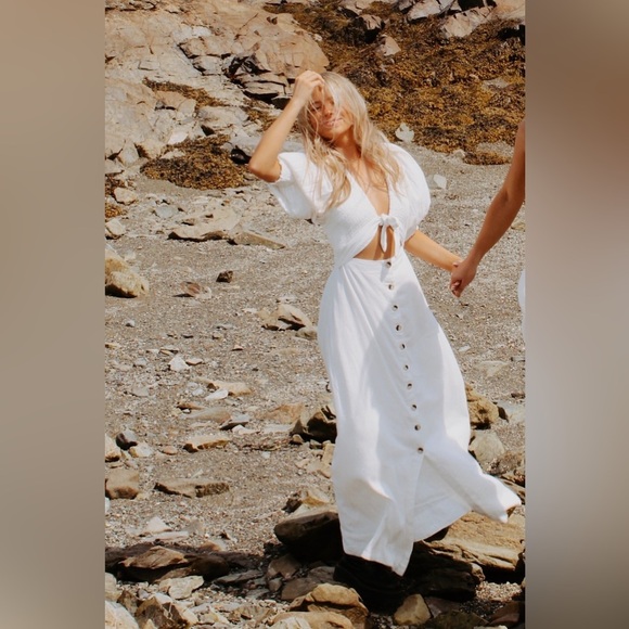 Free People Dresses & Skirts - COPY - Free People String Of Hearts Maxi Dress